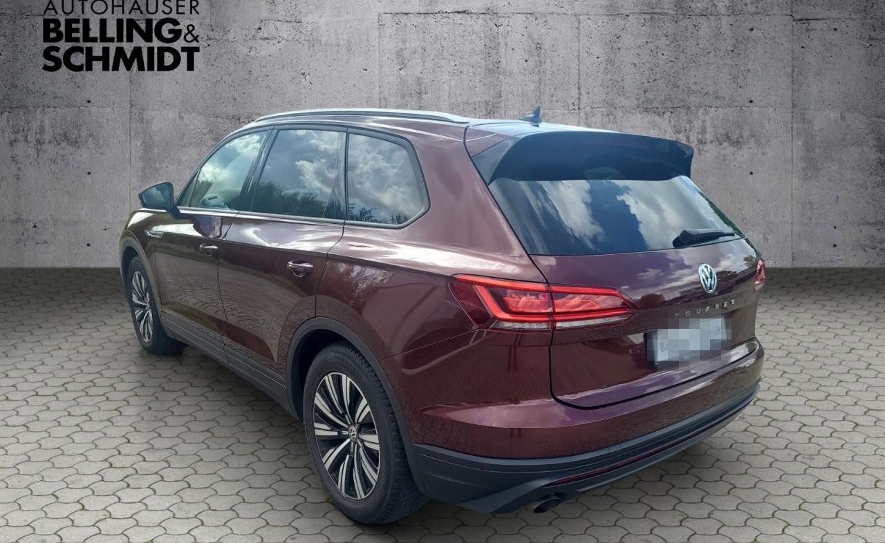 Volkswagen Touareg 3.0TDI V6 AHK DynAudio Kamera Pano foto 4