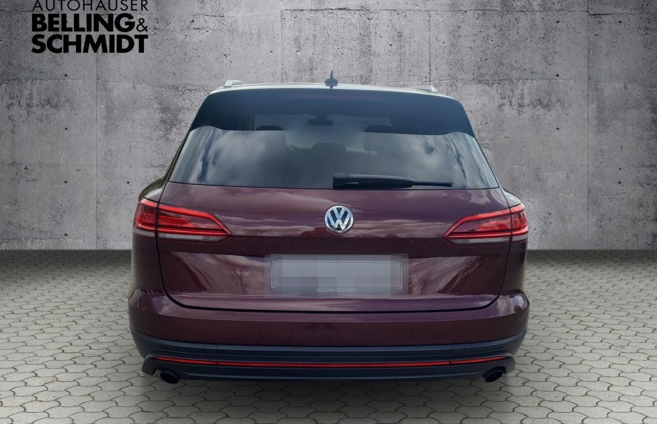 Volkswagen Touareg 3.0TDI V6 AHK DynAudio Kamera Pano foto 5