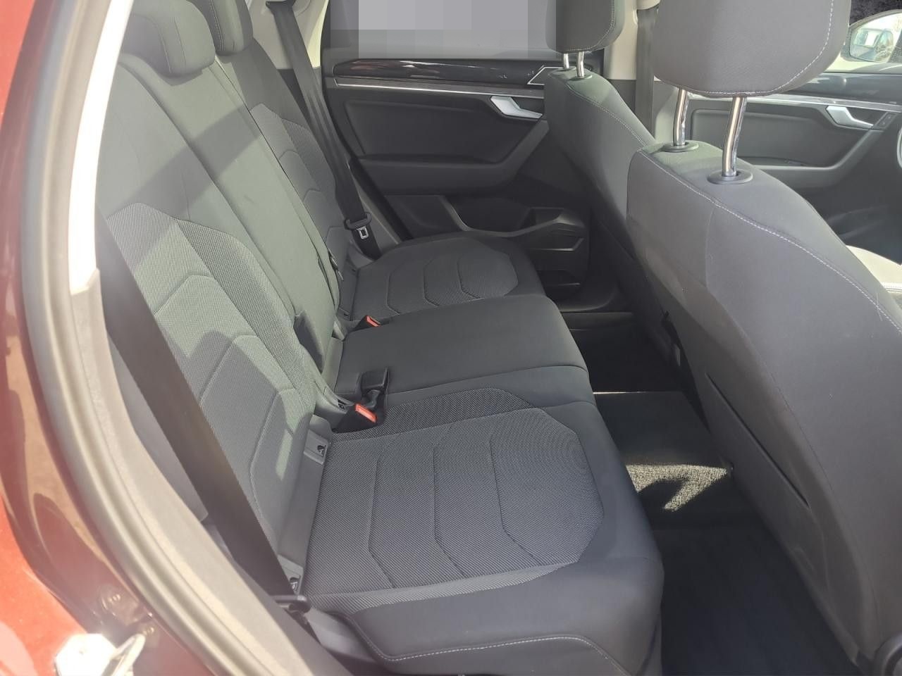 Volkswagen Touareg 3.0TDI V6 AHK DynAudio Kamera Pano foto 10