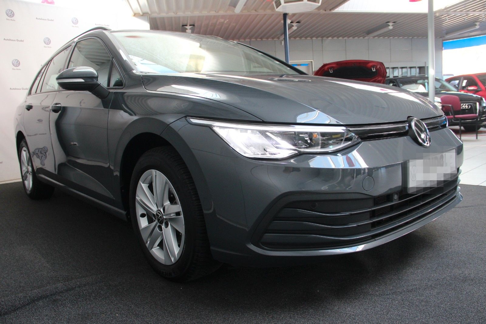 Volkswagen Golf 8 Life 1.5 TSI LED AHK Nav ACC LaneASS LED foto 3
