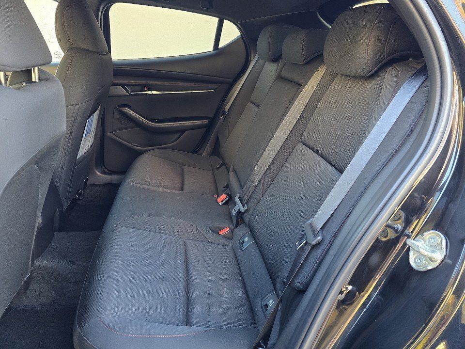 Mazda 3 2.0L e-SKYACTIV G 150ps foto 7