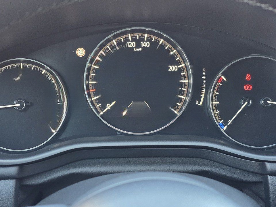 Mazda 3 2.0L e-SKYACTIV G 150ps foto 10