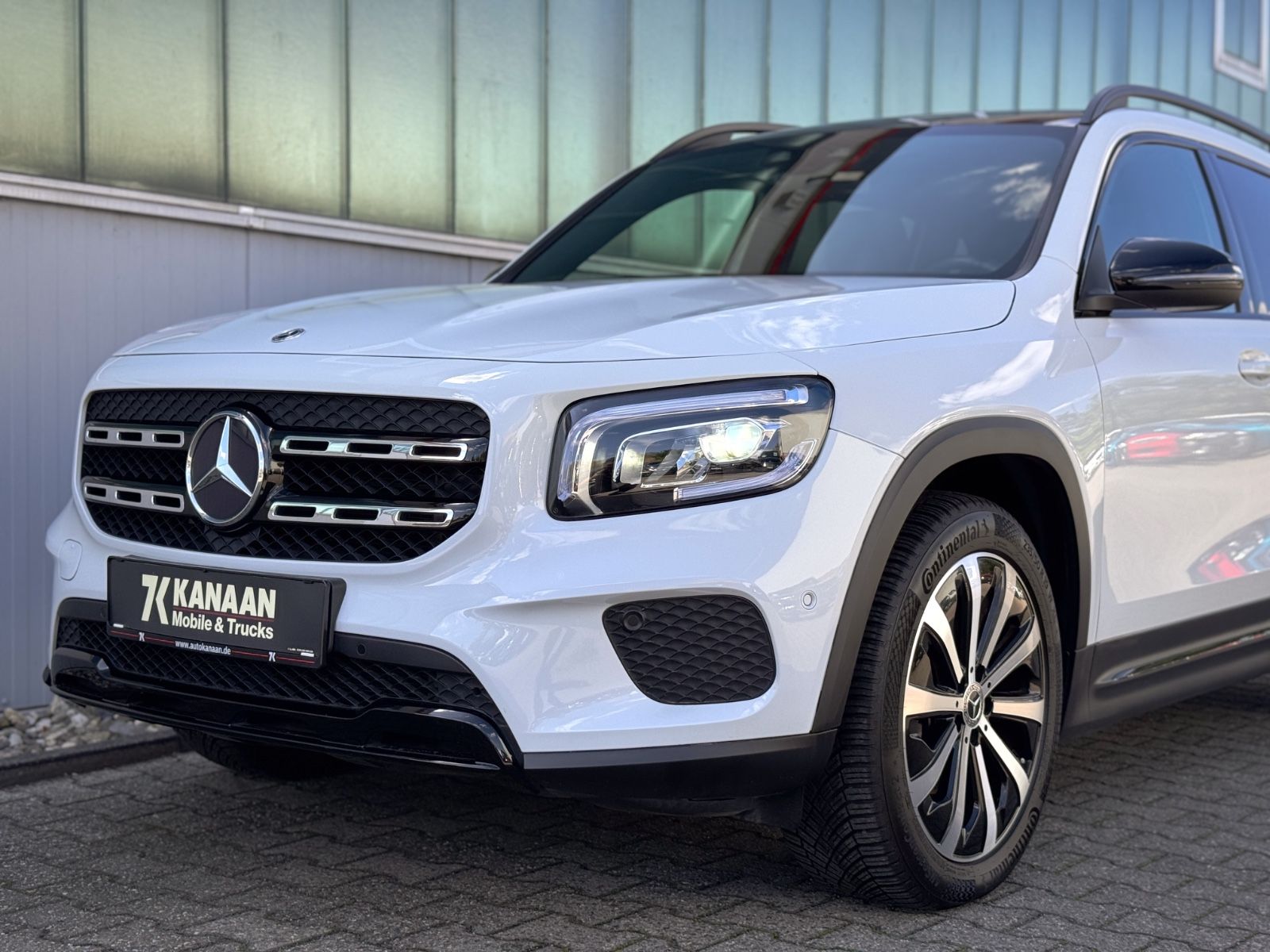 Mercedes-Benz GLB 200 Progressive PANORAMA NAVI CAM foto 2