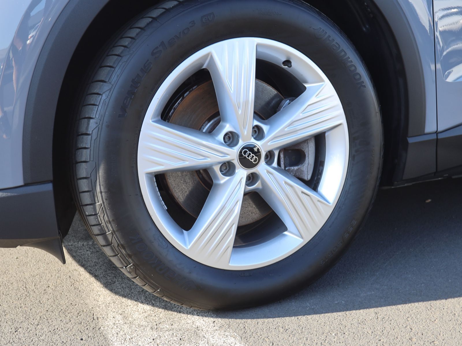 Audi Q4 e-tron 40 Navi LED ACC Standklima DAB foto 11