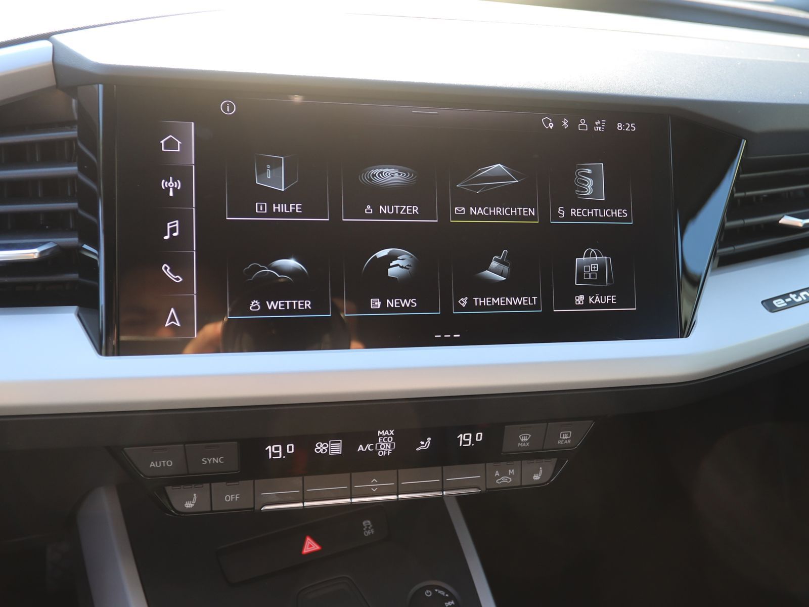 Audi Q4 e-tron 40 Navi LED ACC Standklima DAB foto 19