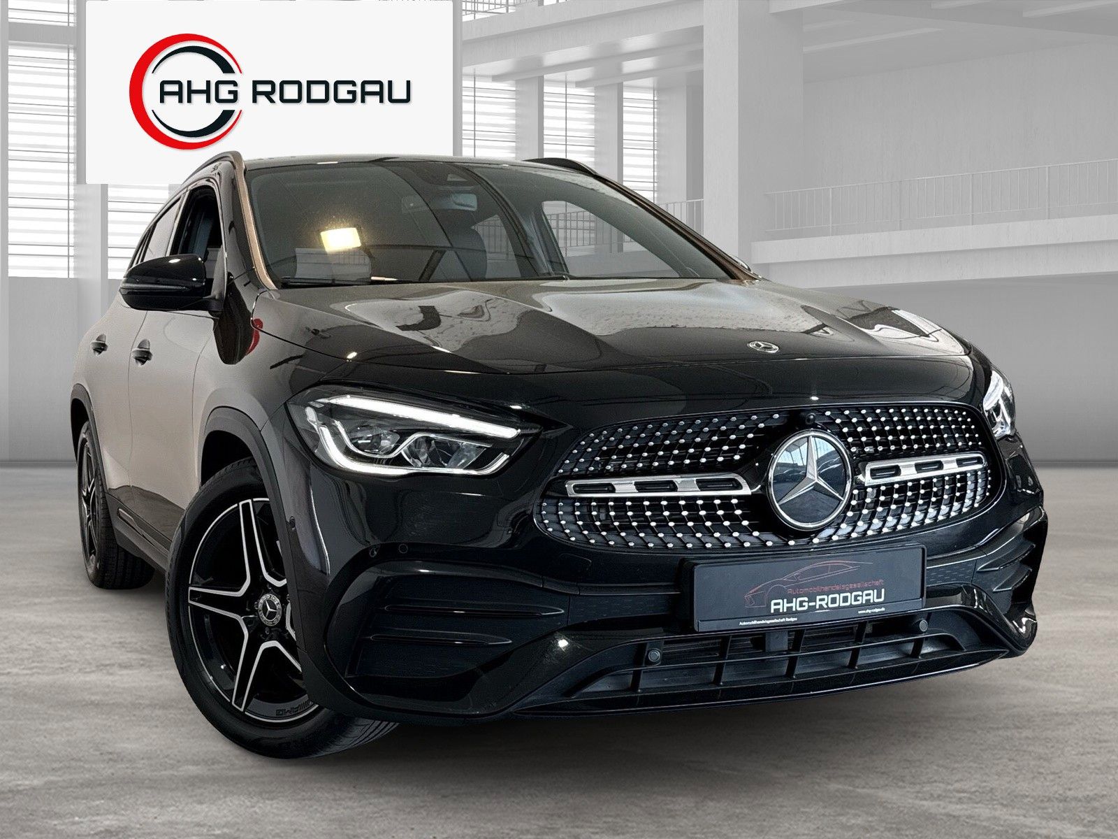 Mercedes-Benz GLA 200 d/LED/NIGHT/AMG-Line/TOD/PARK foto 1
