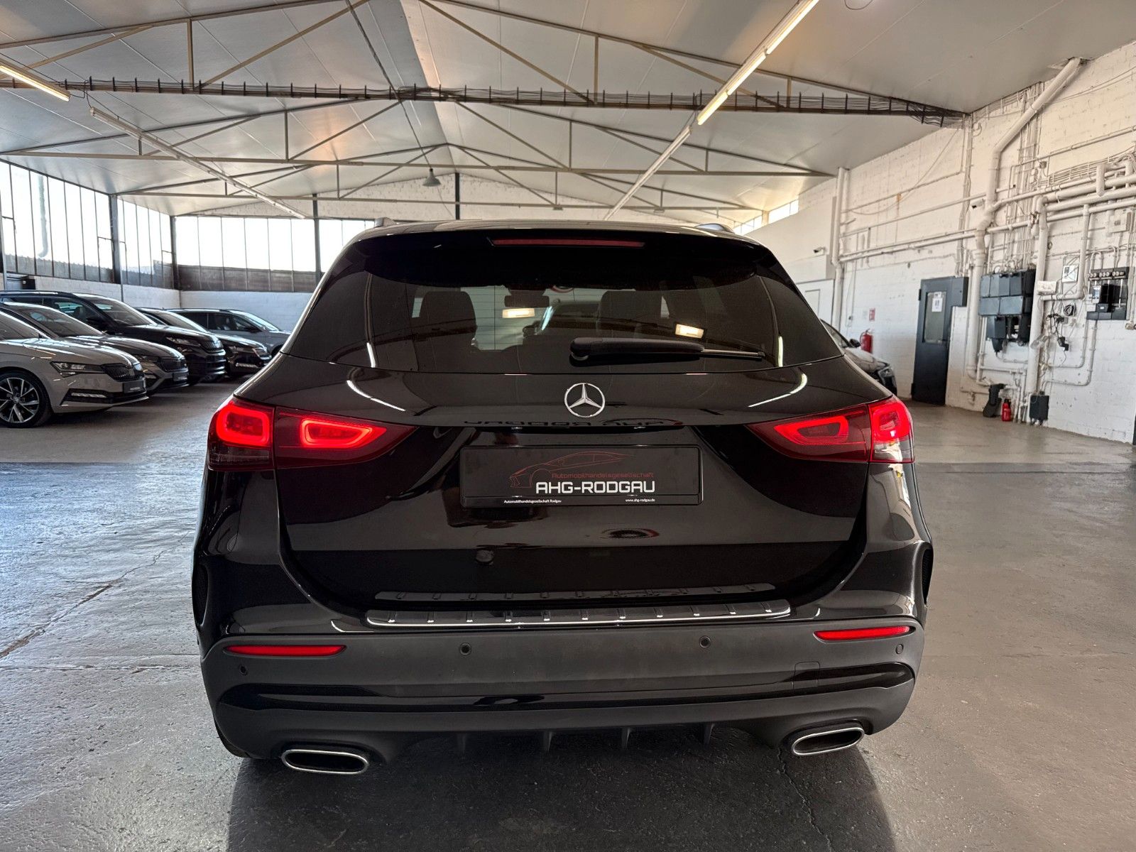Mercedes-Benz GLA 200 d/LED/NIGHT/AMG-Line/TOD/PARK foto 12