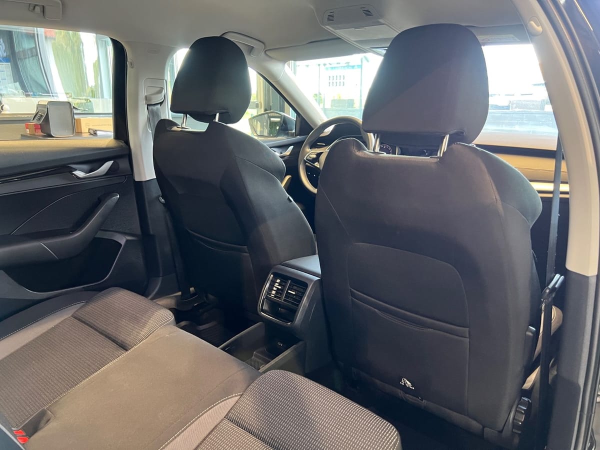 Skoda Octavia Combi 2.0 TDI foto 18