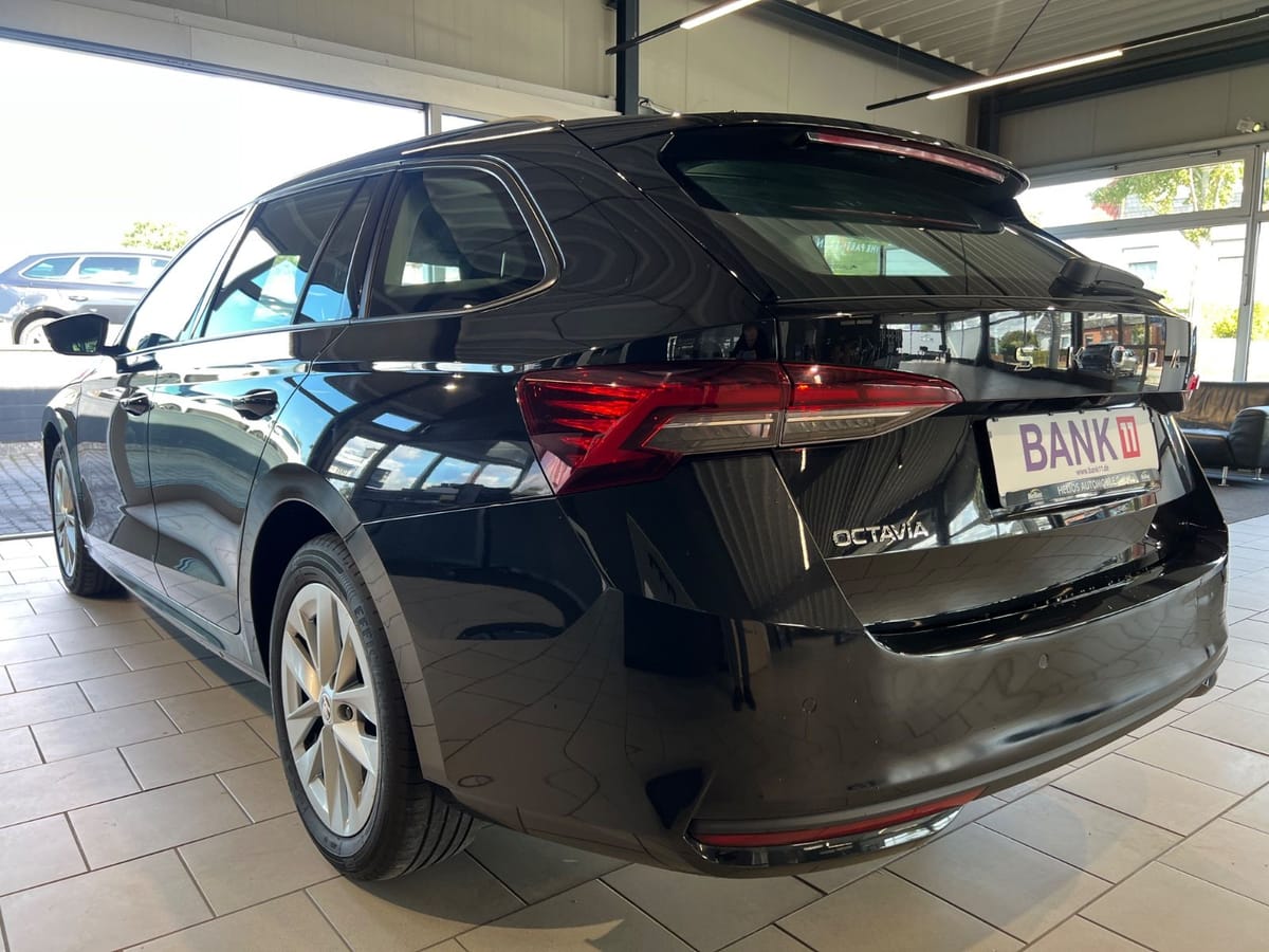 Skoda Octavia Combi 2.0 TDI foto 5