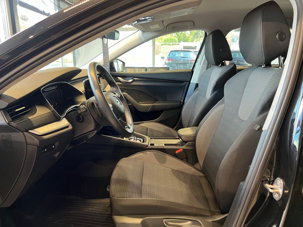 Skoda Octavia Combi 2.0 TDI foto 9