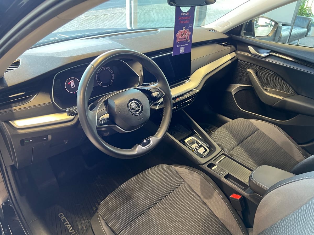 Skoda Octavia Combi 2.0 TDI foto 10