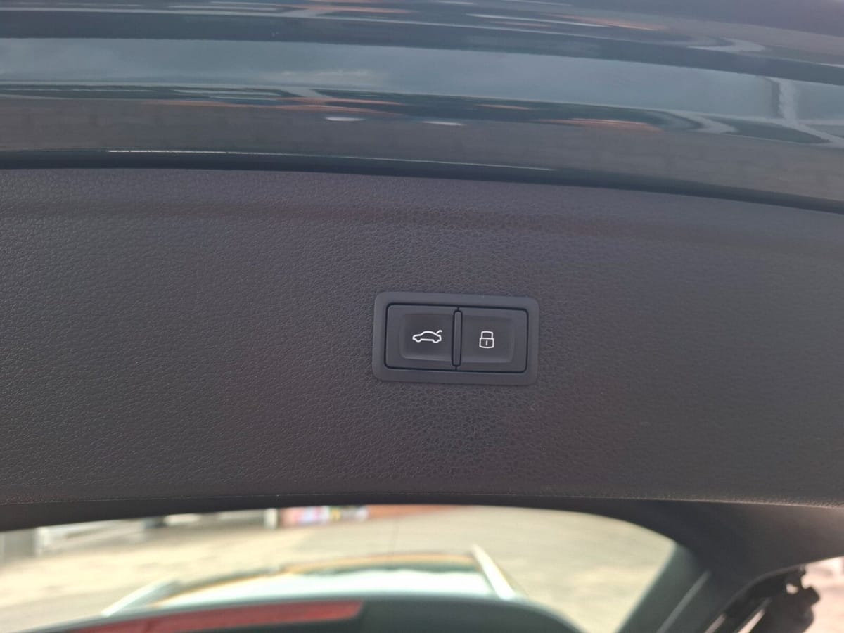 Audi Q5 3.0 TDI sport quattro Navi Autom. Klima LED B foto 4