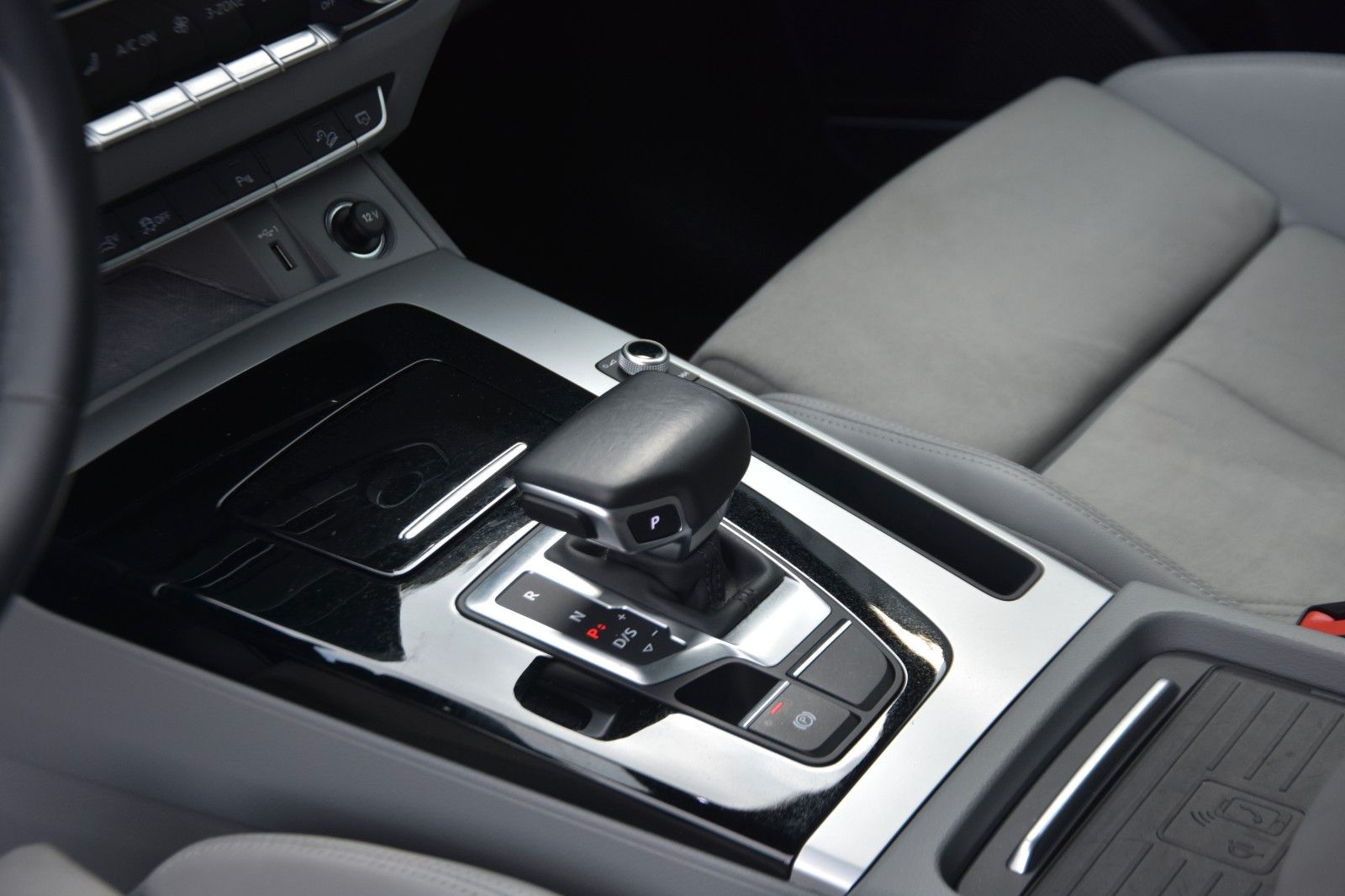 Audi Q5 Sportback 50TFSIe quattro S line PANO B&O KAM foto 10