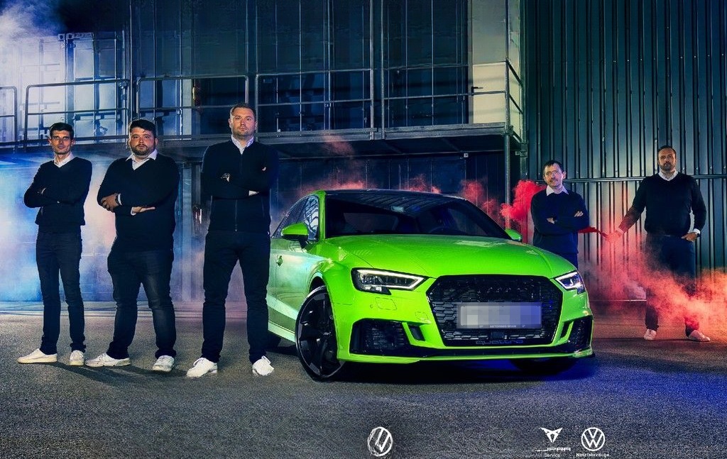 Volkswagen Passat Variant R-Line 2.0 TDI DSG AHK+Standheizu foto 13