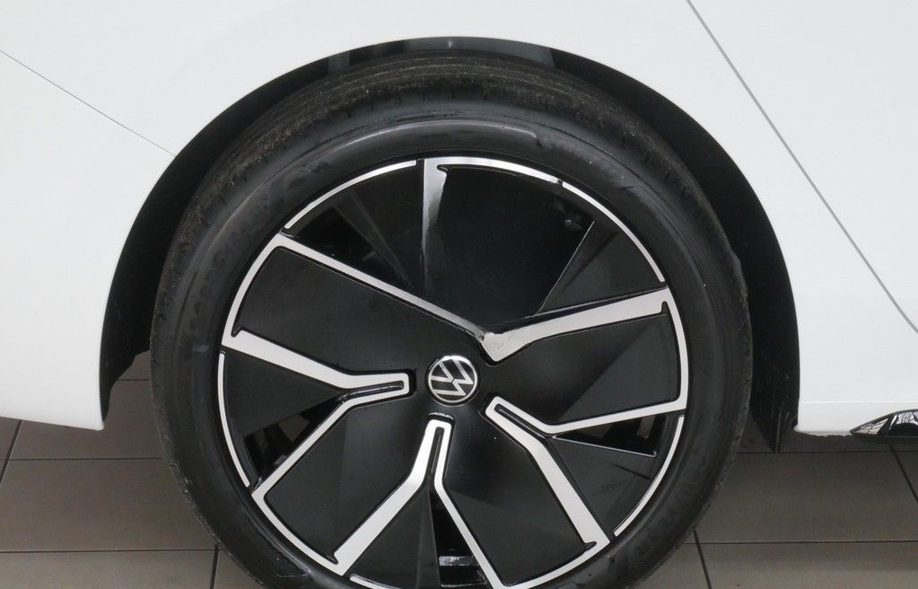 Volkswagen Passat Variant R-Line 2.0 TDI DSG AHK+Standheizu foto 7