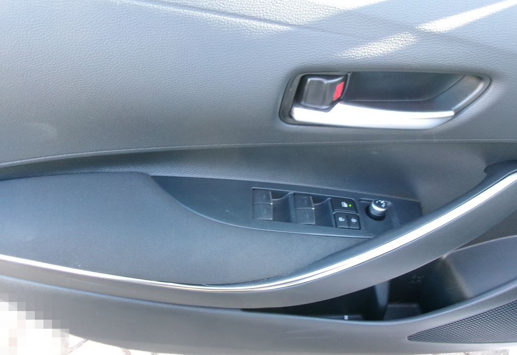 Toyota Corolla 1.8 Hybrid Comfort  +Klima+Autom.+TFL foto 9