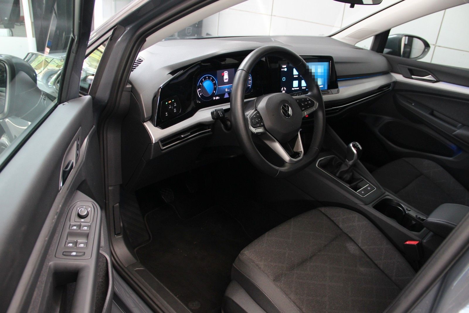 Volkswagen Golf 8 1.5 TSI"Life"LED AHK Nav LaneASS App foto 9