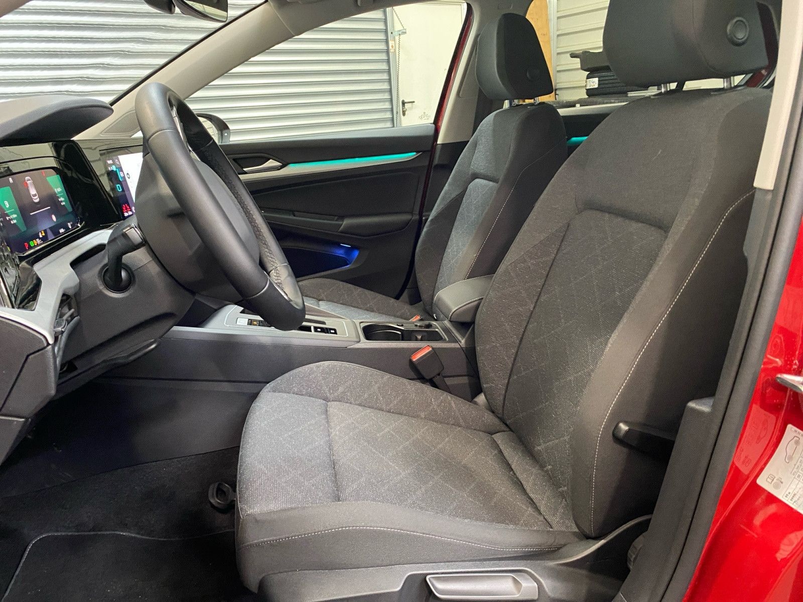 Volkswagen Golf VIII 1.0TSI DSG Life ACC LED Navi PDC Sitzh foto 12