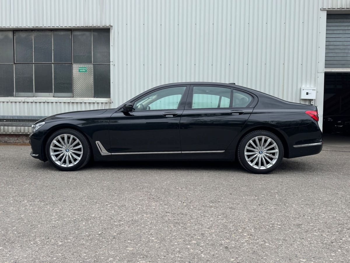BMW 740 d xDrive HUD Soft Close Massage 360 Kamera foto 3