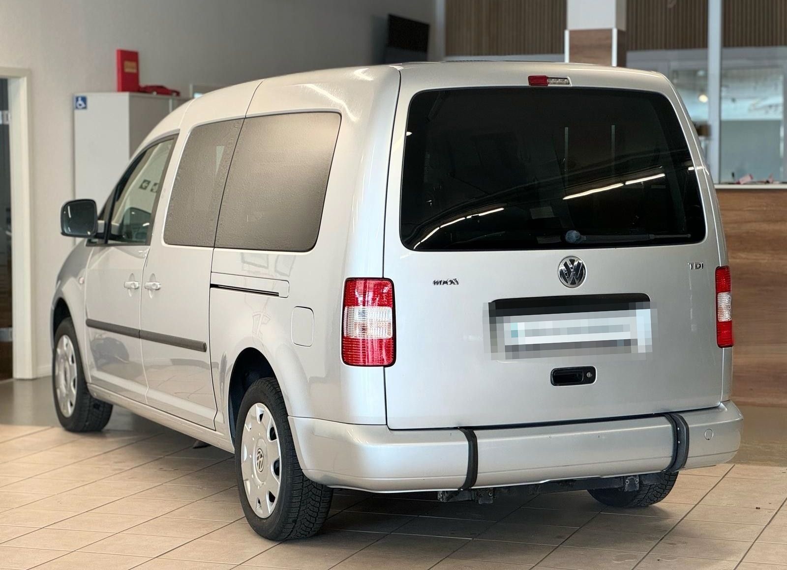 Volkswagen Caddy Maxi-Behindertengerecht-Rampe-1.Hand foto 9