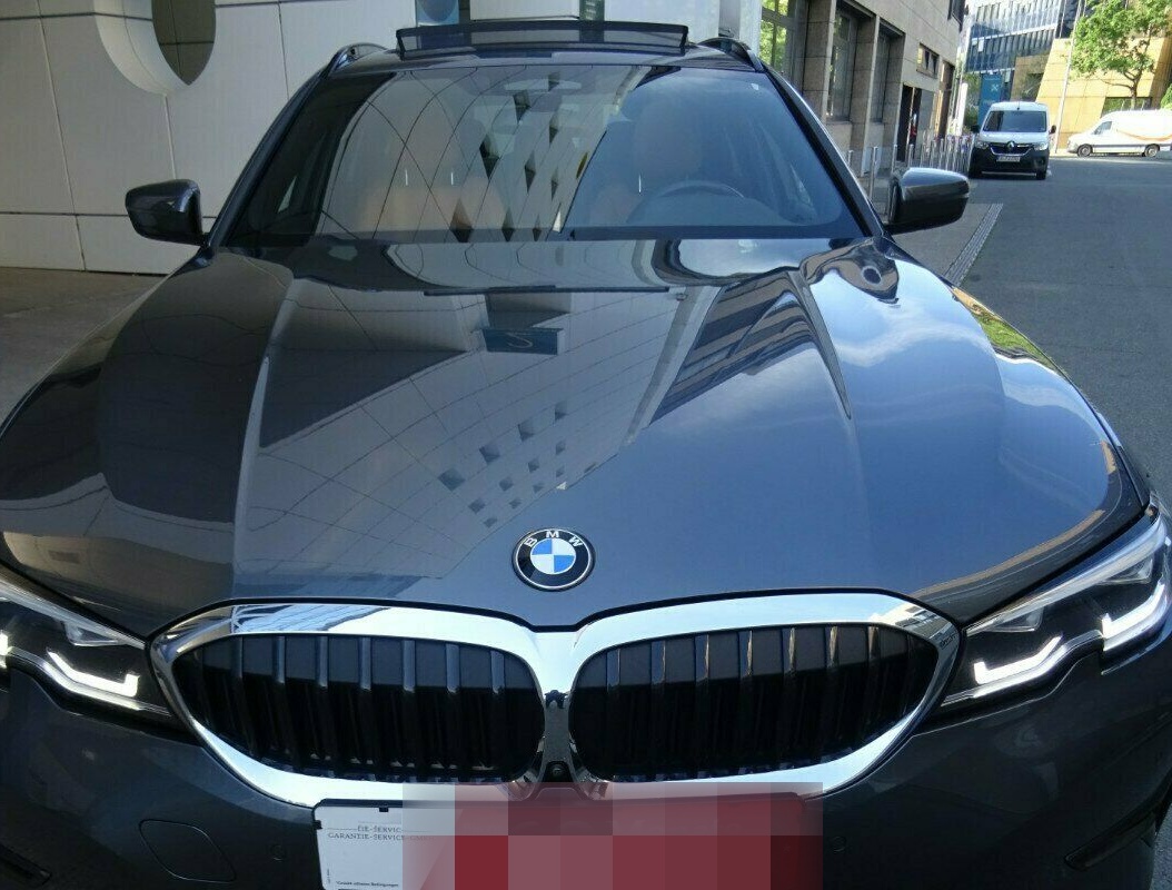 BMW 320D Sportline Tour,xDrive SAG,AHK,Panorama,ACC foto 11