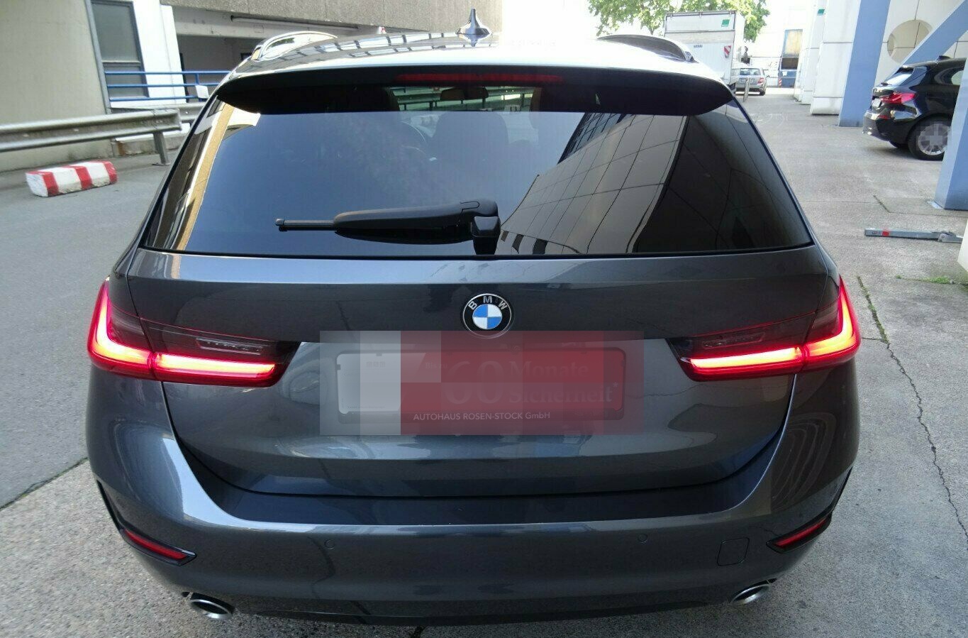 BMW 320D Sportline Tour,xDrive SAG,AHK,Panorama,ACC foto 14