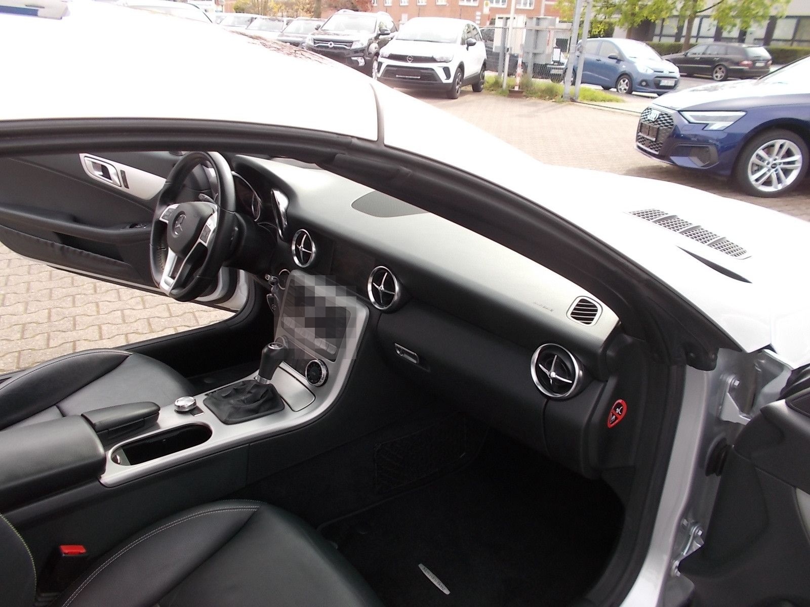 Mercedes-Benz SLK 250 BE  Navi Leder Sportsitze Parksensoren foto 18