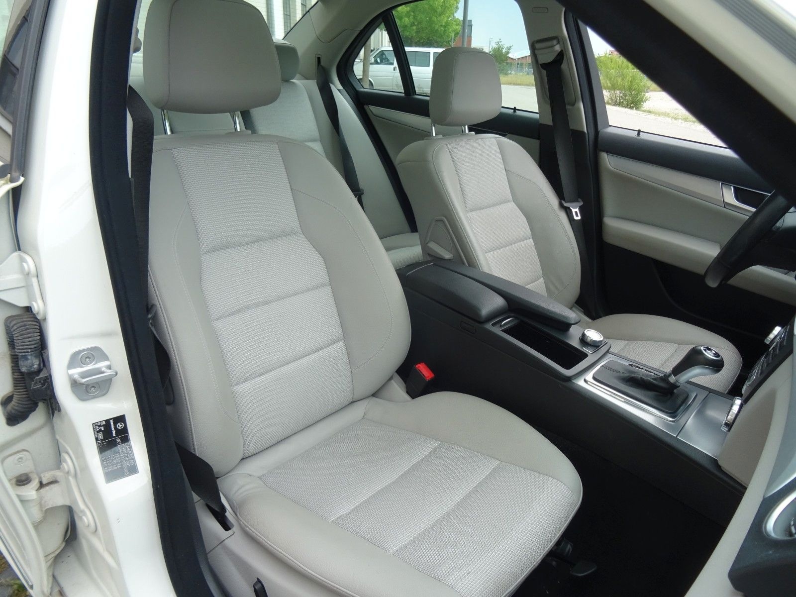 Mercedes-Benz C 300  Lim. C 300 CDI BlueEfficiency 4Matic foto 10