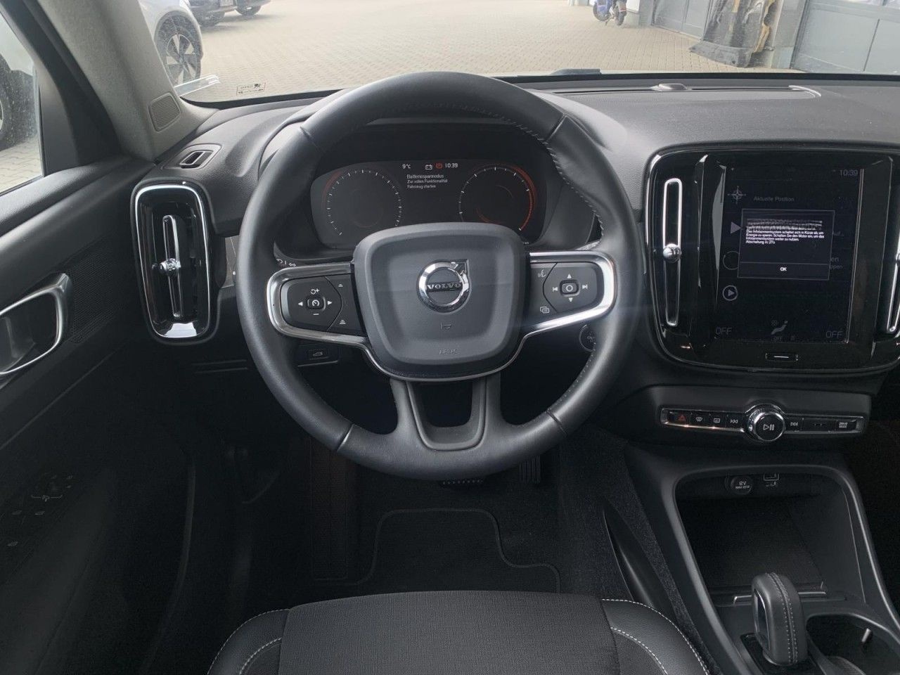 Volvo XC40 T4 2WD Momentum Pro (EURO 6d-TEMP) Klima foto 13