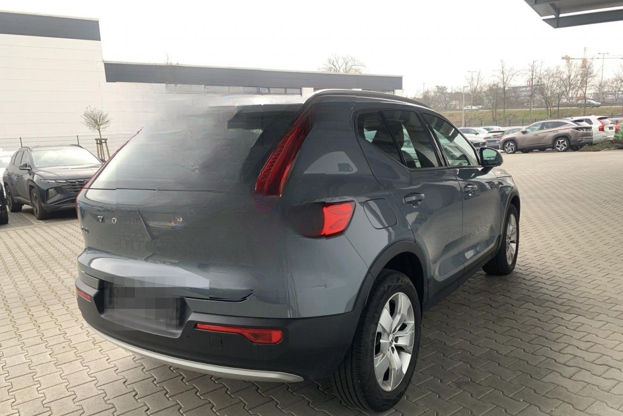 Volvo XC40 T4 2WD Momentum Pro (EURO 6d-TEMP) Klima foto 7