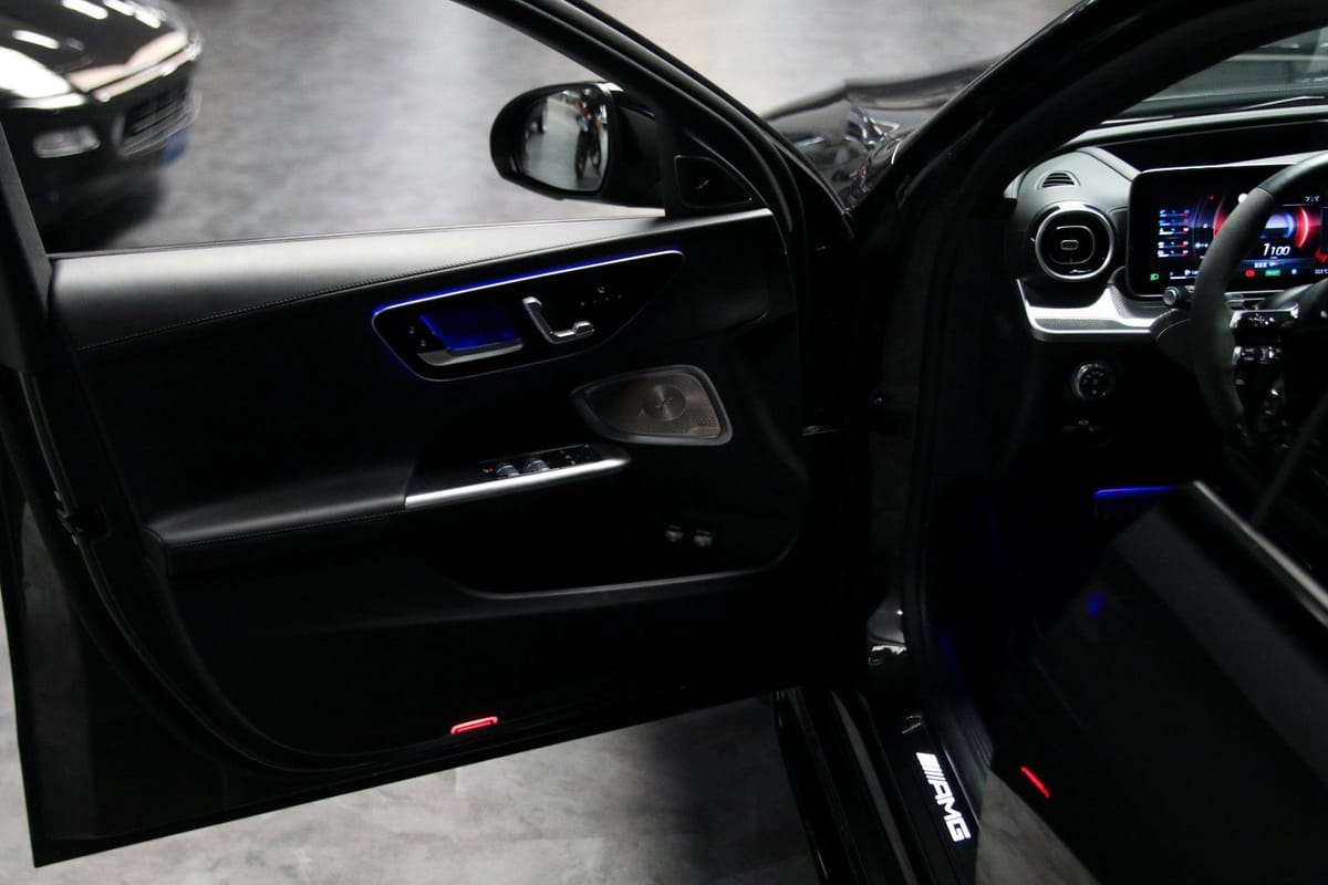 Mercedes-Benz C 63  T 4Matic+ S E Perform Track Pack Night Edi foto 13
