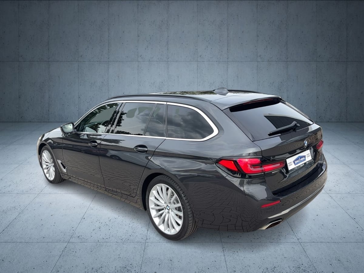BMW 530 d Touring xDrive Luxury Line STANDHZG. PANO foto 3