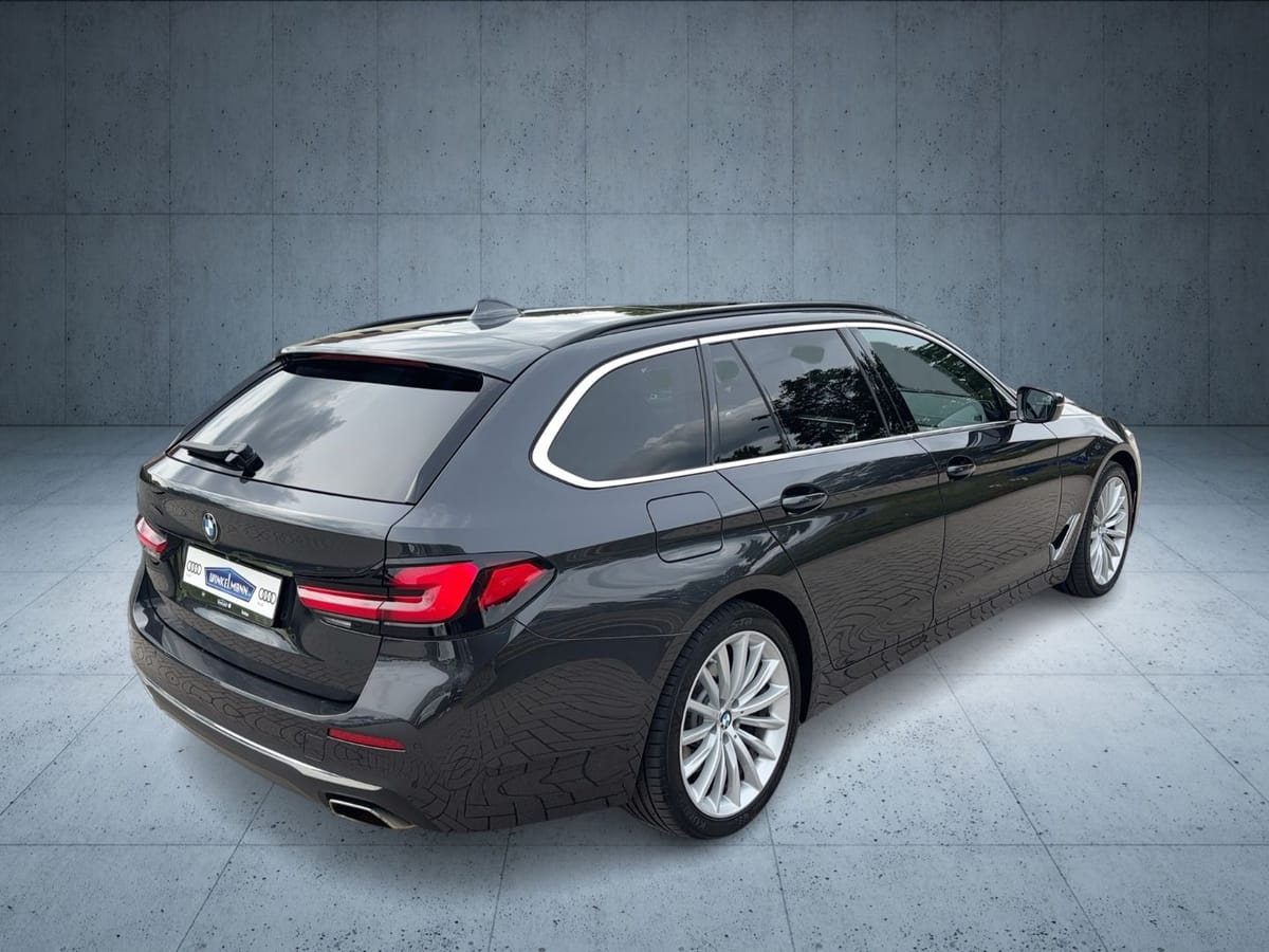 BMW 530 d Touring xDrive Luxury Line STANDHZG. PANO foto 5