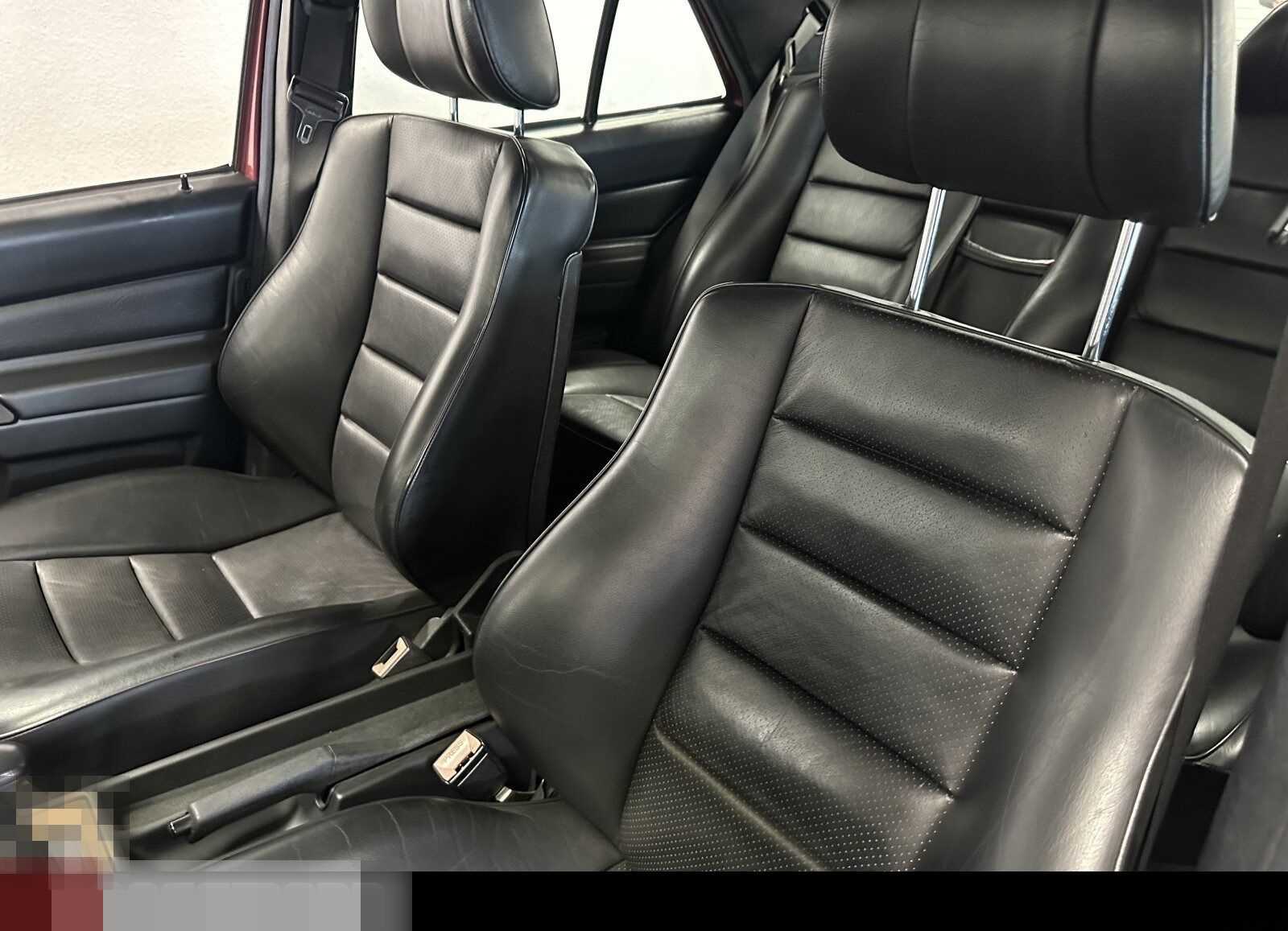 Mercedes-Benz 190 E 2.5-16 KAT Limousine - W201 foto 13