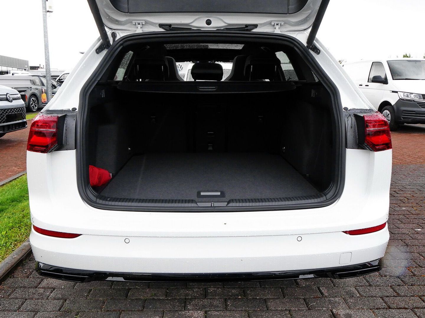 Volkswagen Golf Variant R-Line TDI 150 PS | Pano | Navi uvm foto 10