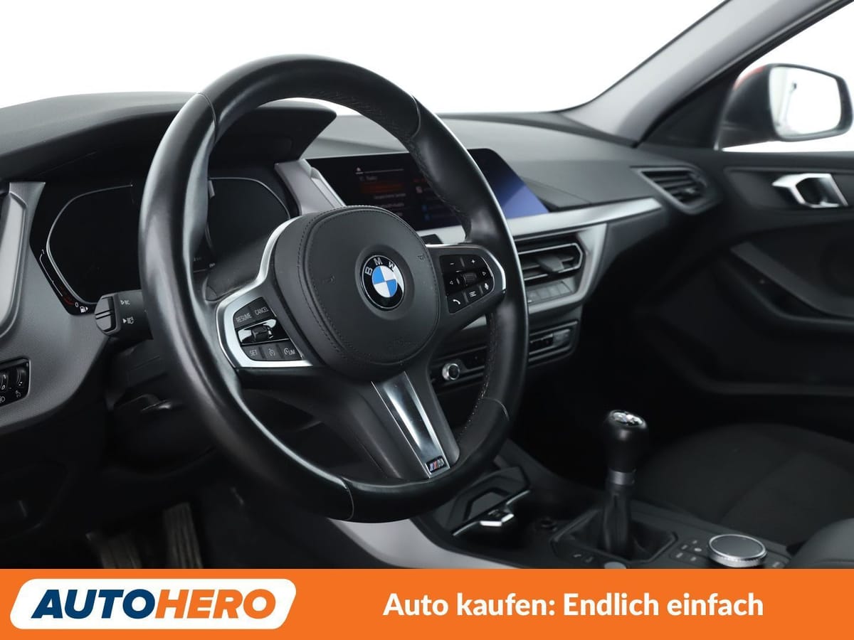BMW 1er 118i Advantage*NAVI*TEMPOMAT*PDC*BLUETOOTH* foto 11