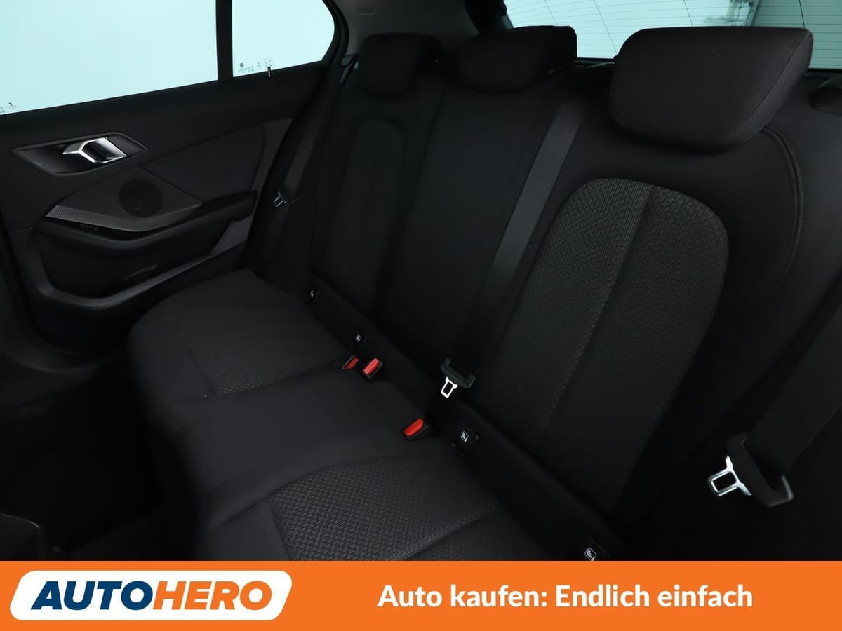 BMW 1er 118i Advantage*NAVI*TEMPOMAT*PDC*BLUETOOTH* foto 14