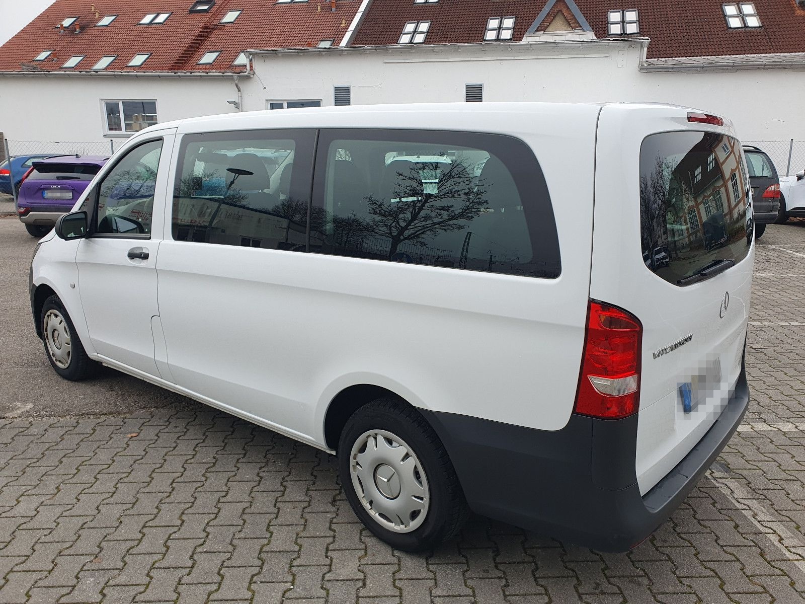 Mercedes-Benz Vito 110 Tourer Lang * 9Sitzer/2xKlima * foto 4
