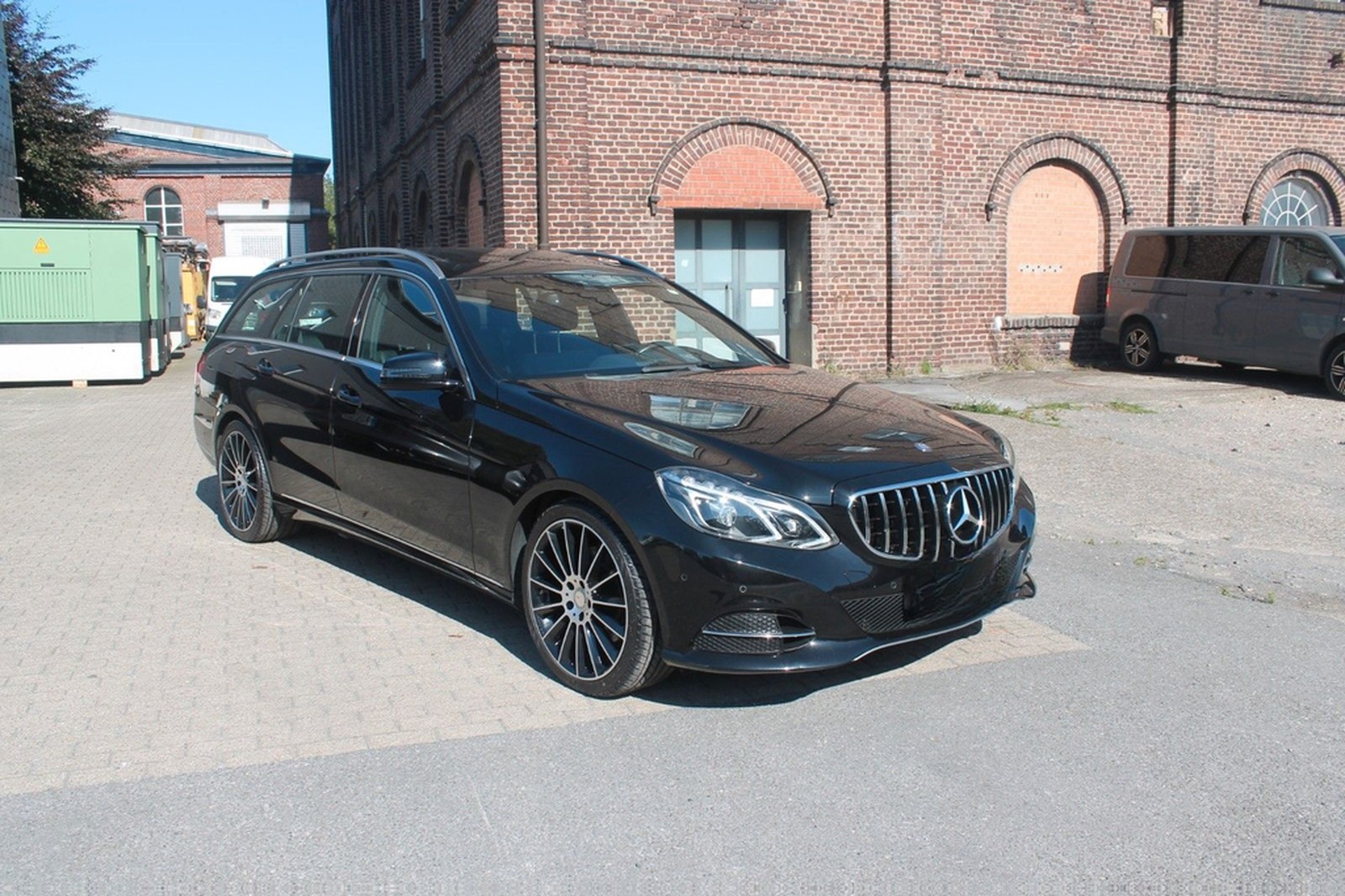 Mercedes-Benz E 350 T BlueTec Avantg.*Aut.*LED*Comand*AHK*19" foto 13