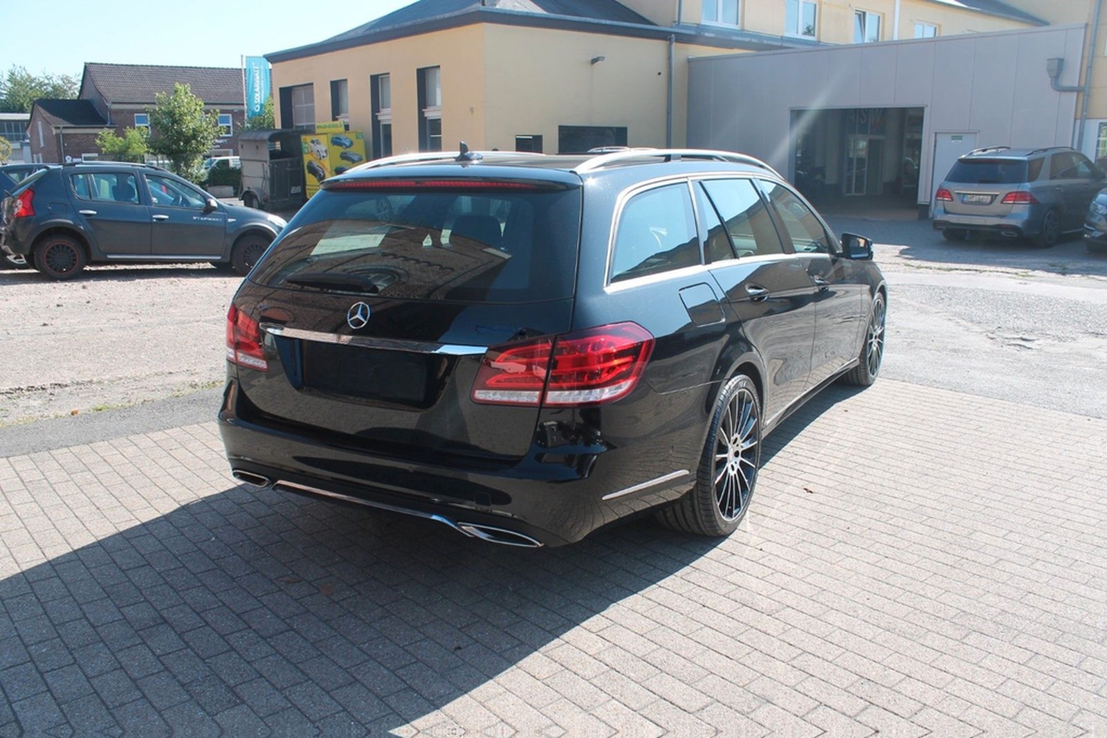Mercedes-Benz E 350 T BlueTec Avantg.*Aut.*LED*Comand*AHK*19" foto 3