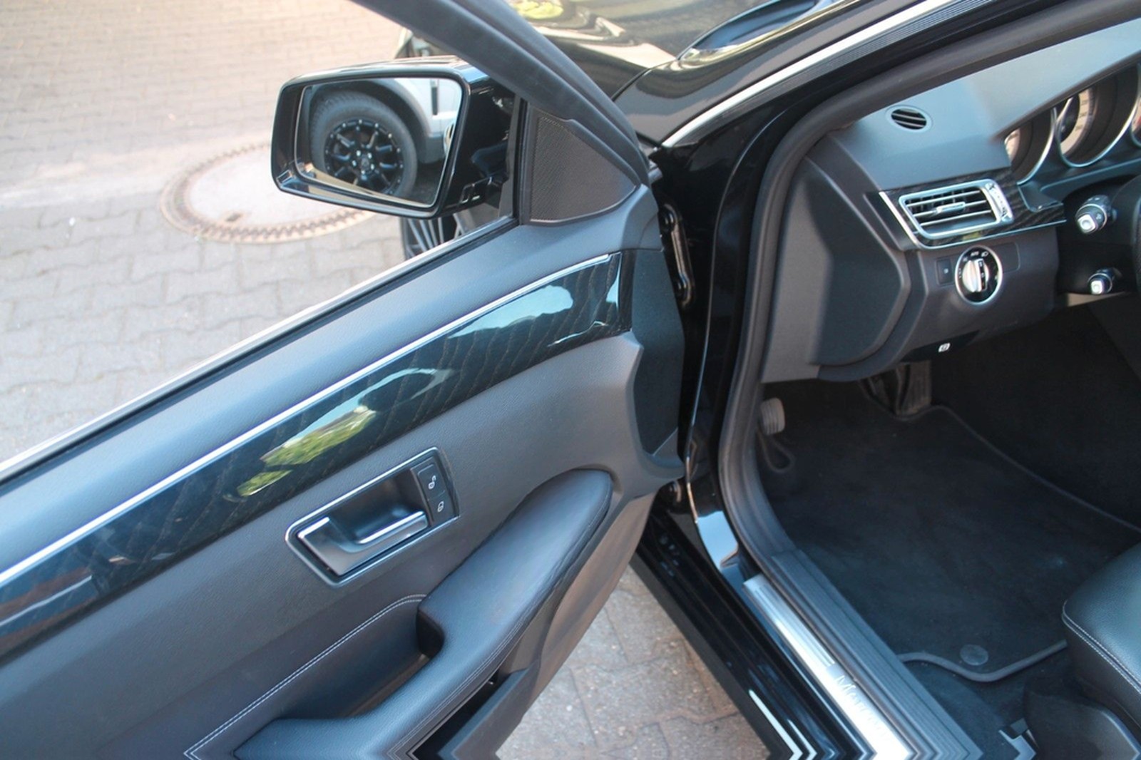 Mercedes-Benz E 350 T BlueTec Avantg.*Aut.*LED*Comand*AHK*19" foto 8