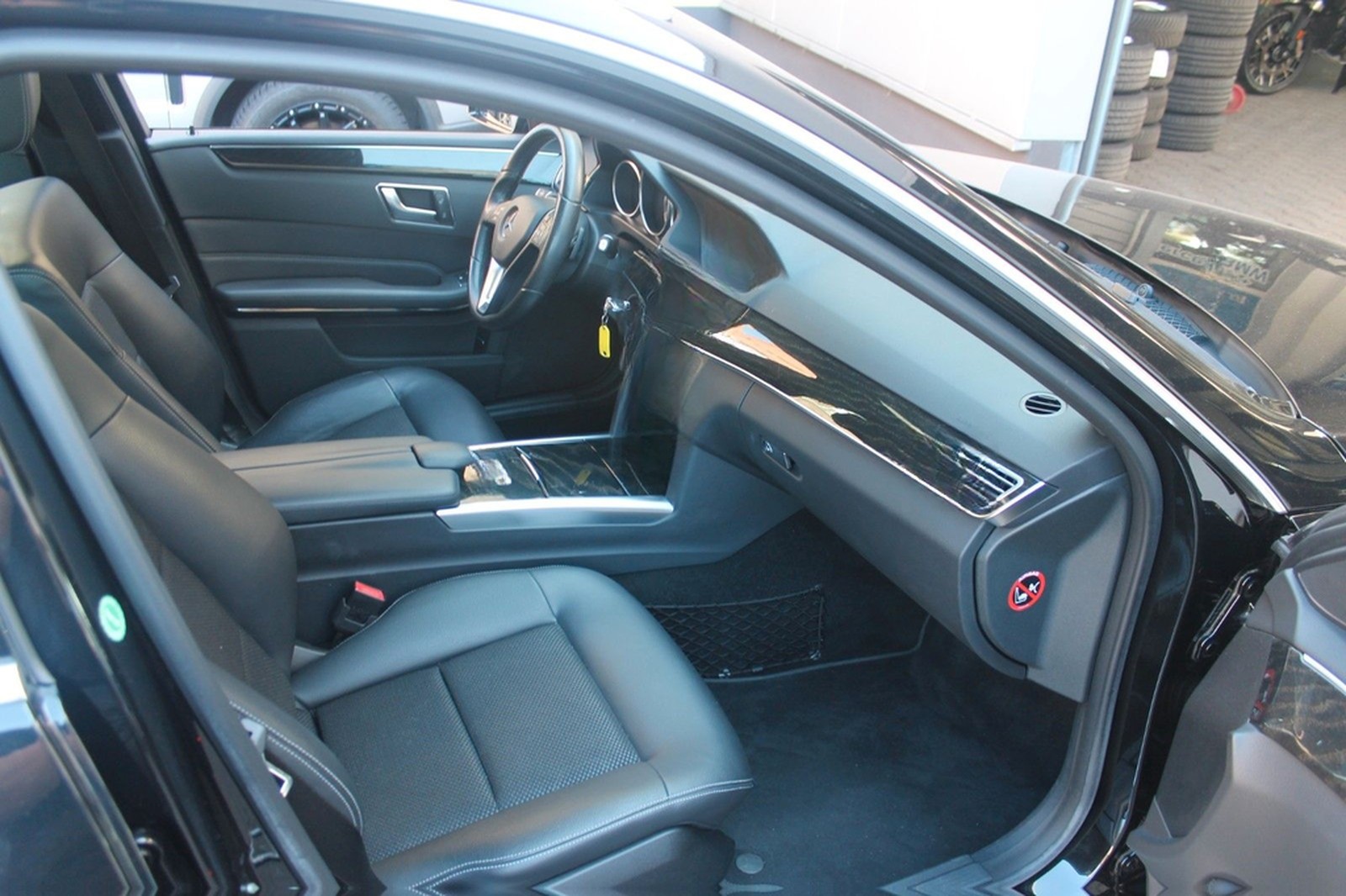 Mercedes-Benz E 350 T BlueTec Avantg.*Aut.*LED*Comand*AHK*19" foto 10