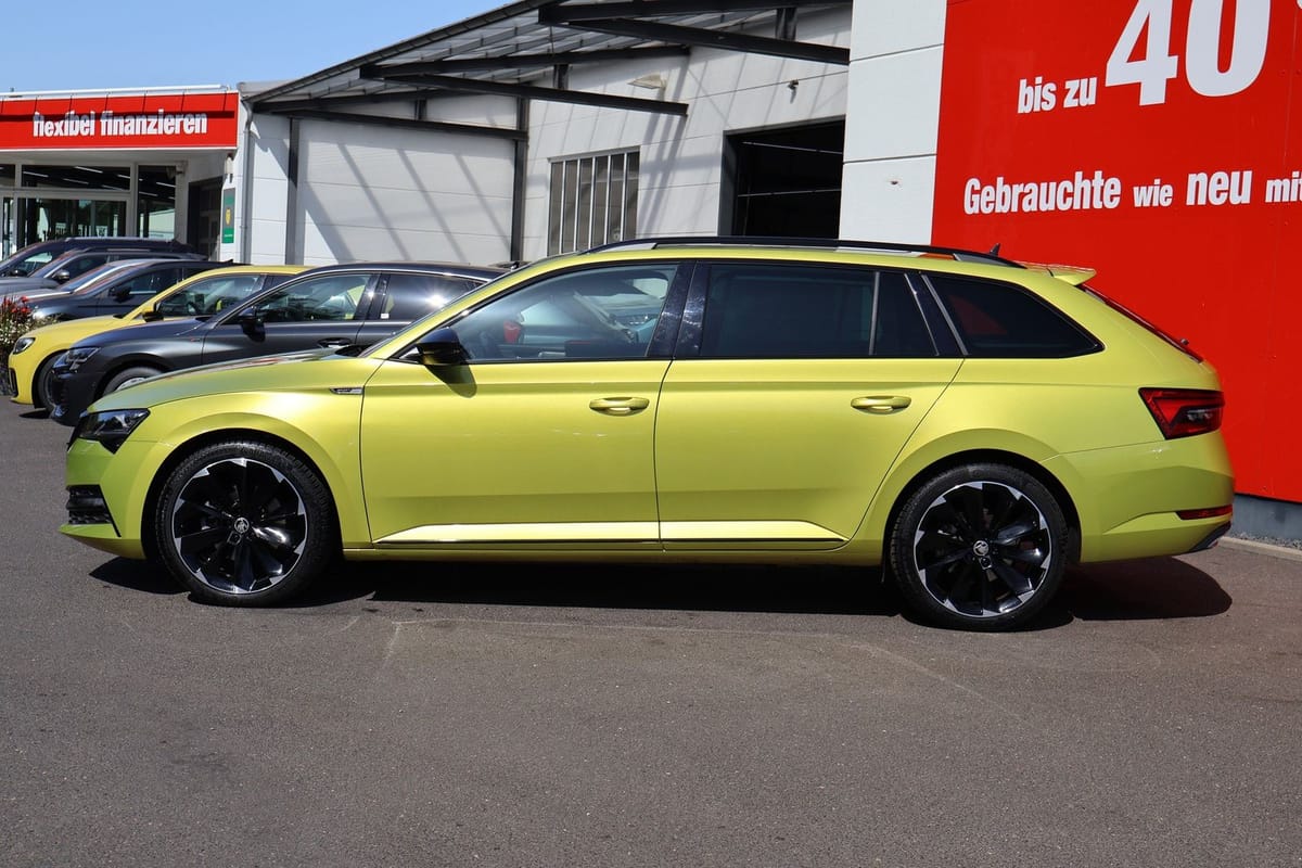 Skoda Superb Combi Sportline iV Navi Tempomat Keyless foto 3