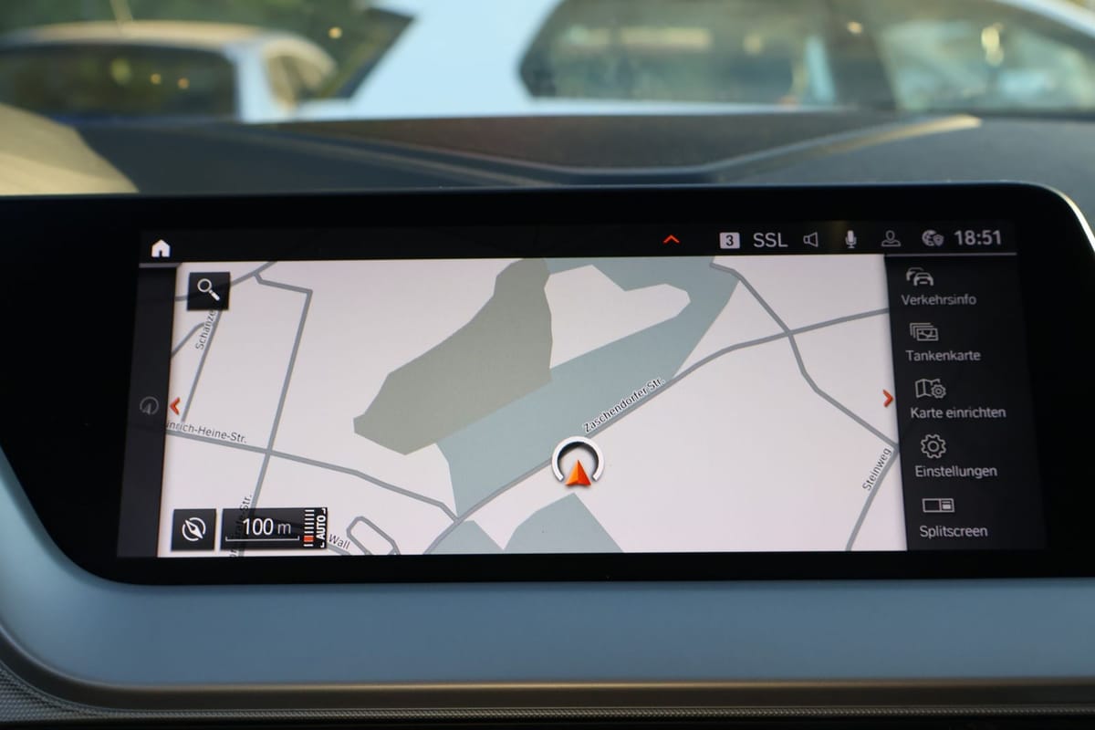 BMW 118i Advantage LED Navi Sitzheizung Tempomat DAB foto 13