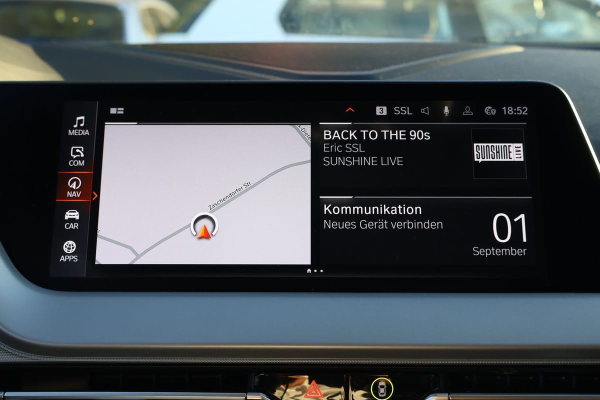 BMW 118i Advantage LED Navi Sitzheizung Tempomat DAB foto 15