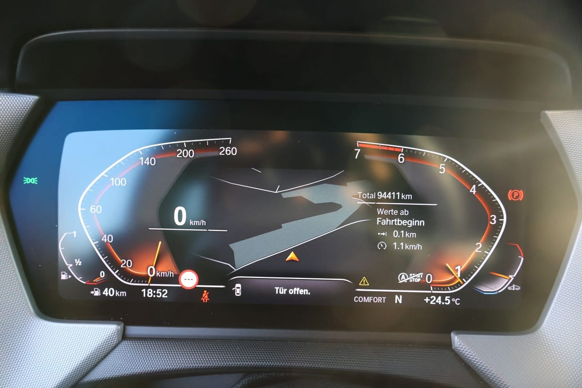 BMW 118i Advantage LED Navi Sitzheizung Tempomat DAB foto 18