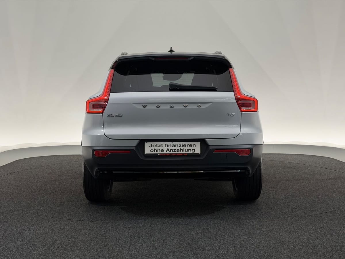 Volvo XC40 T3 R DESIGN LED-R.KAM-APP-SHZ-LHZ-ACC-WLAN foto 6