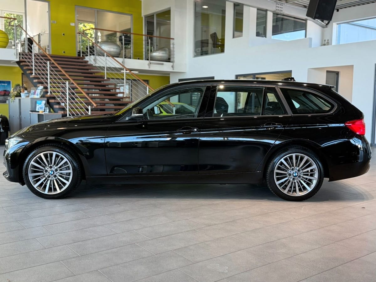 BMW 340i Touring xDrive Sport Line AHK Kamera ACC foto 3
