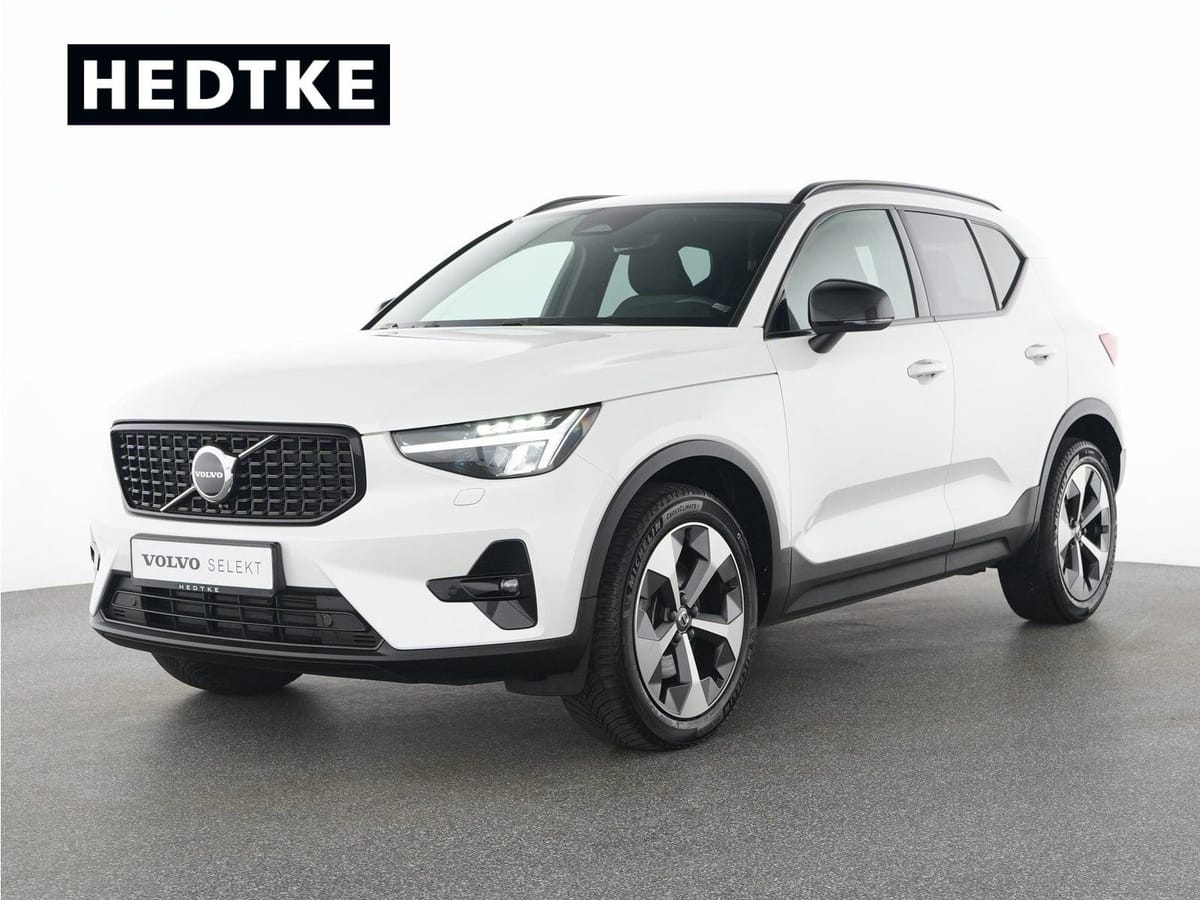 Volvo XC40 B4 Plus Dark AHK ALARM 19 H&K-SOUND