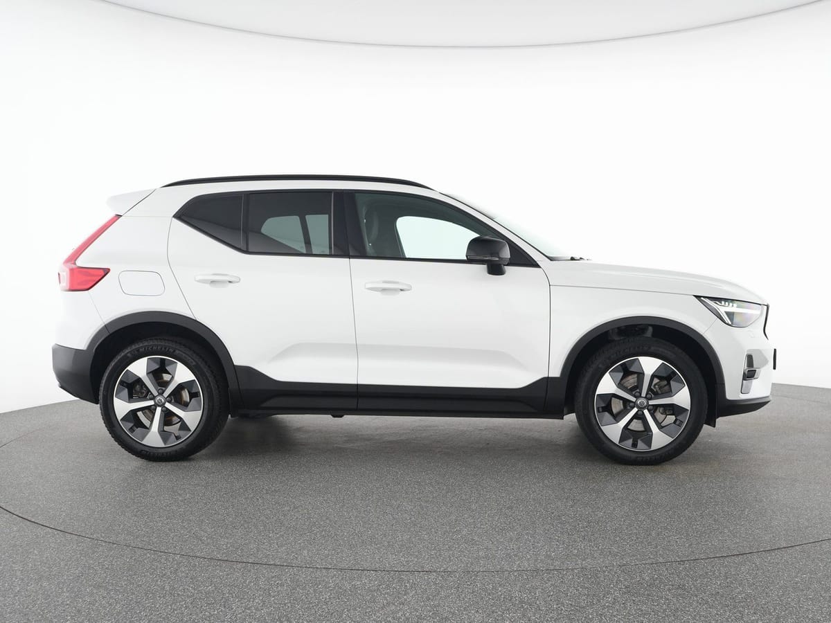 Volvo XC40 B4 Plus Dark AHK ALARM 19 H&K-SOUND foto 12